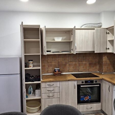 Black Eagle Central Unirii Square, 2 King Size Bedrooms, Free Private Parking ออราแด ภายนอก รูปภาพ